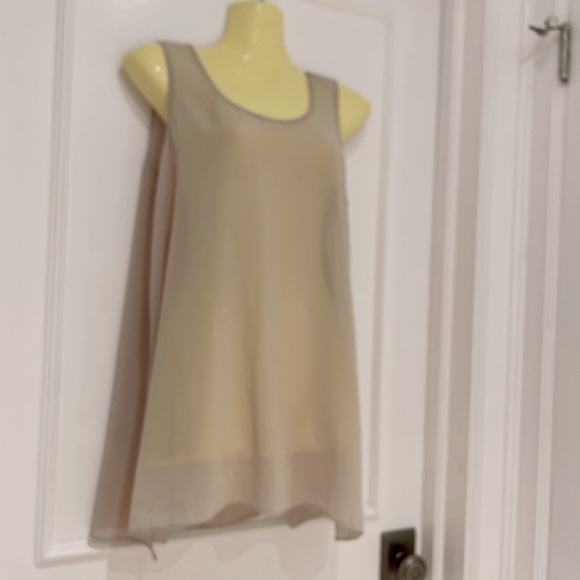 Clearance 💯NWOT** Set 2 piece Separated top and light jacket - Picture 3 of 11